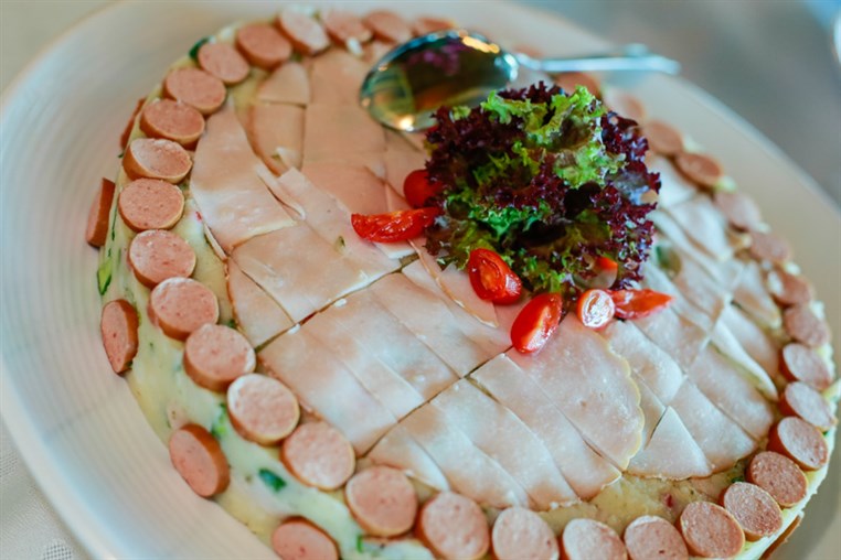 Palm Sunday Lunch Buffet at Bay Lodge